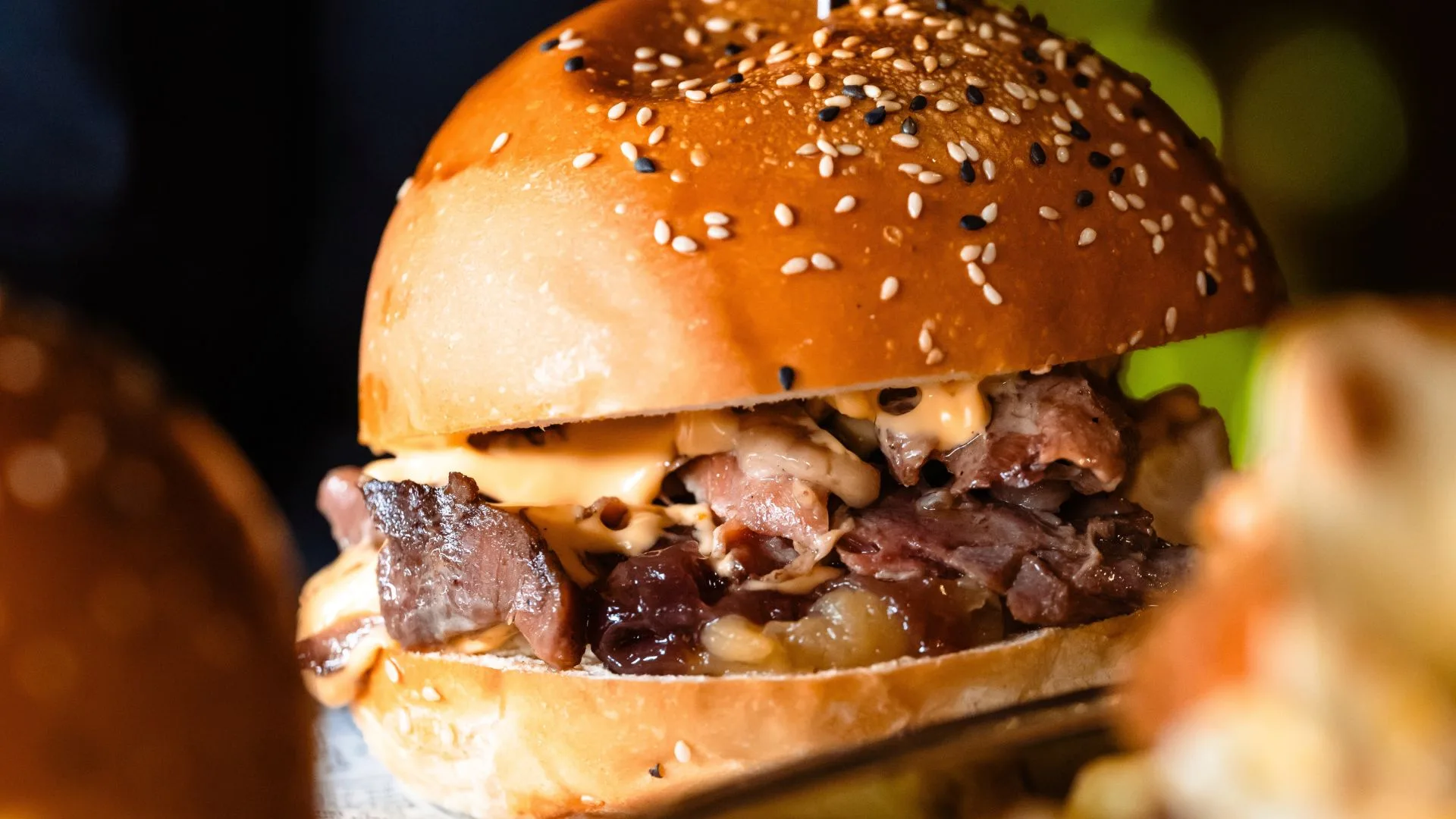 Burgeri artizanali la The Temple Social Pub